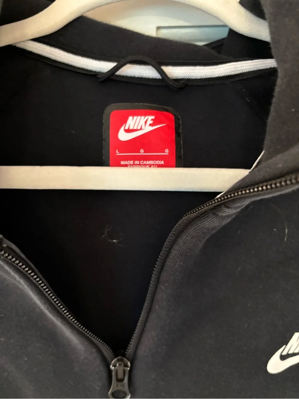 Nike Black and Gray Hooded Men's Windbreaker Jacket